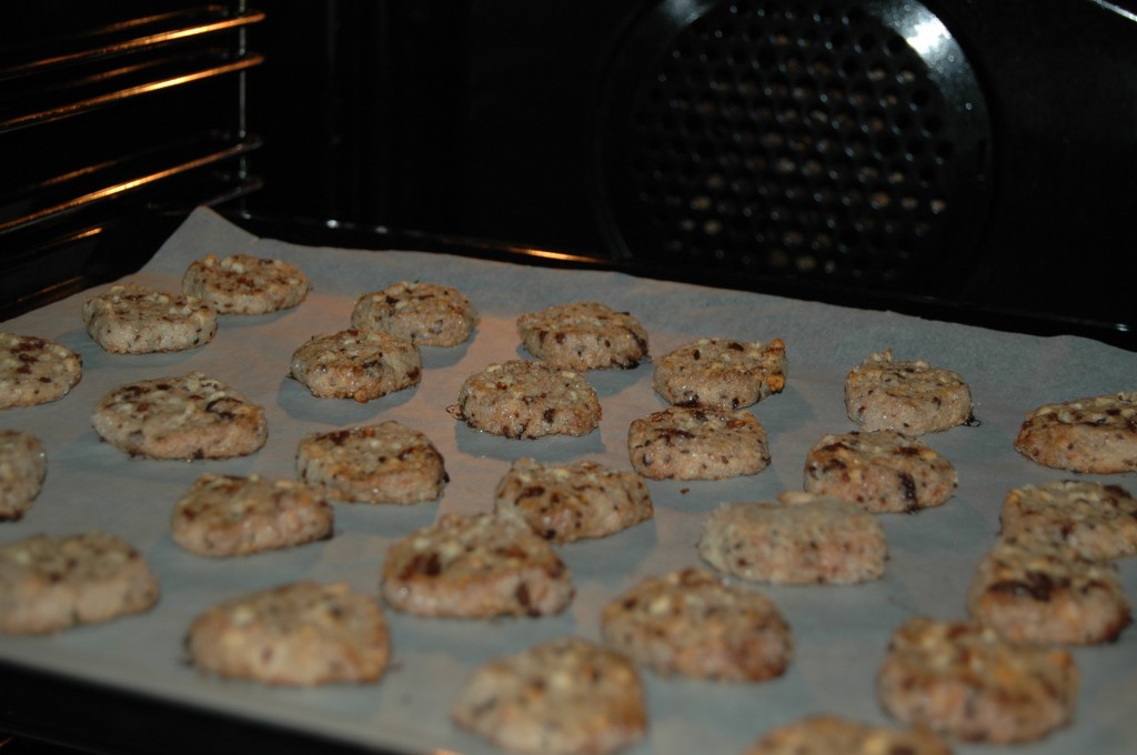 Baked Almond Chocolate Cookies Baked Almond Chocolate Cookies
