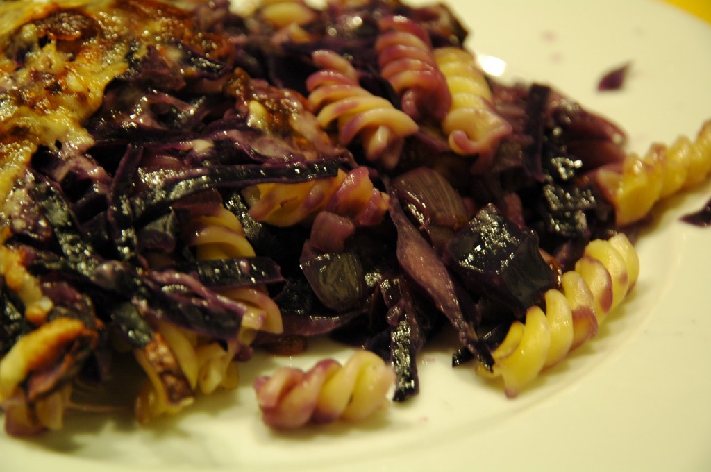 Baked Pasta with Red Cabbage and Thyme