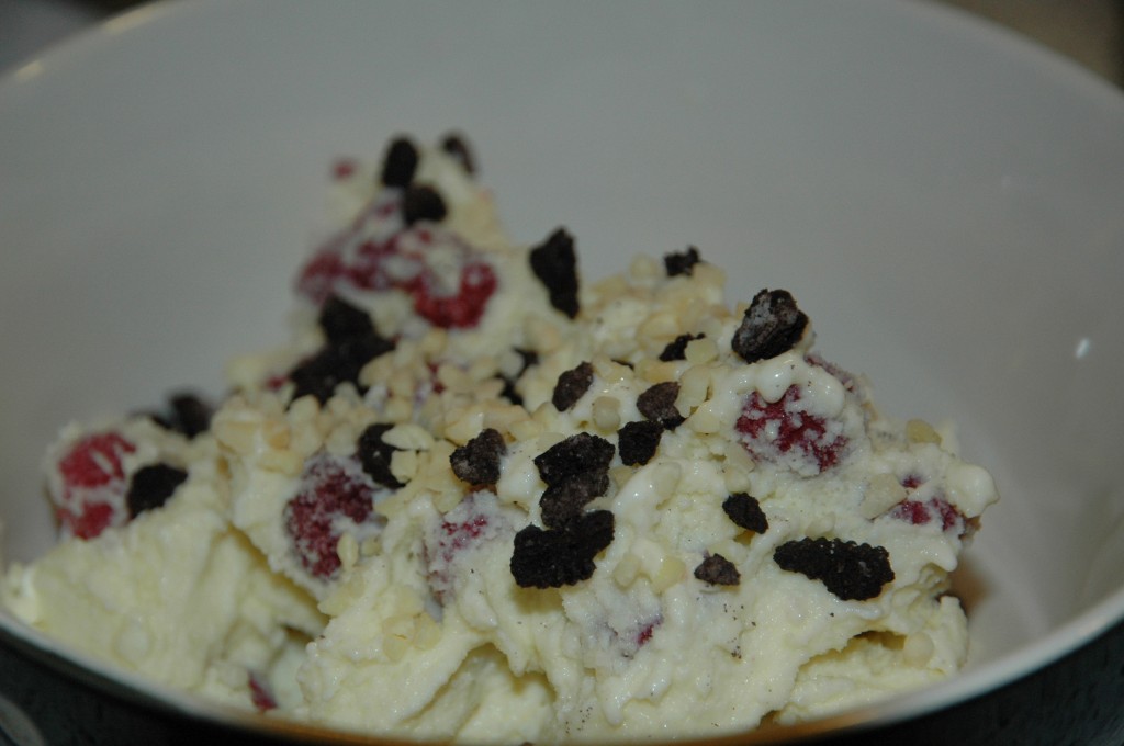 Almond Raspberry Ice Cream