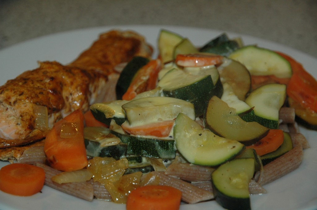 Salmon with Spice Crackling with Courgette and Carrot
