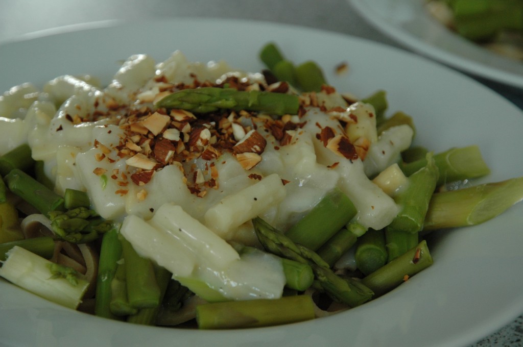 White and Green Aspargus Pasta