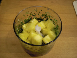 corianderAndGarlicAndPineapple