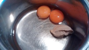 white_whine_egg_yolk_mustard